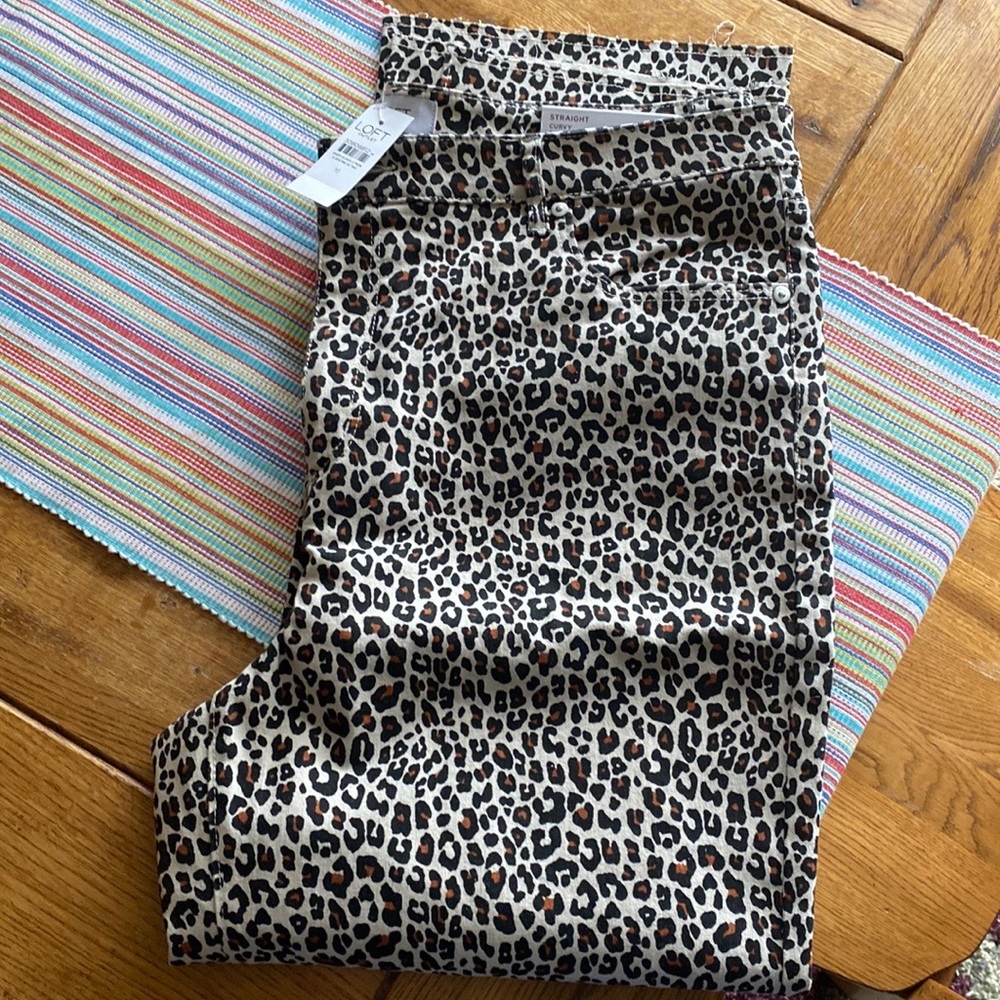 Leopard Print Pants. NWT. Straight Leg, Curvy. SZ 16